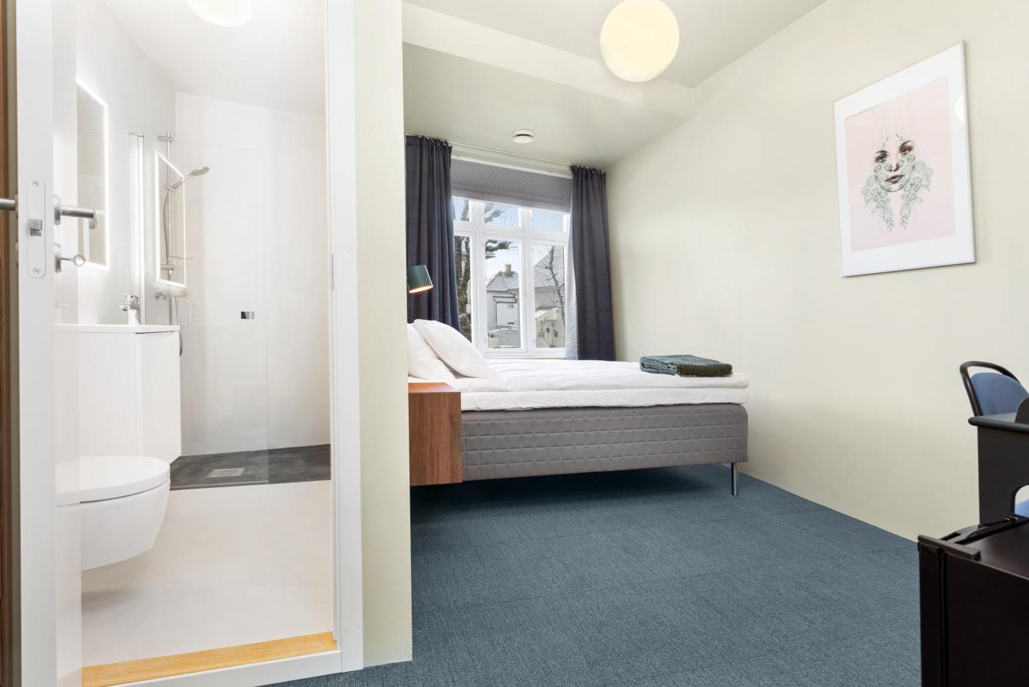 Central Guest House - Bedroom With Private Bathroom Stavanger Exteriör bild